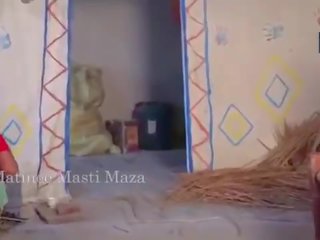 Bhaiya ne bhabhi ki blause utaar kae gand maari février 2017